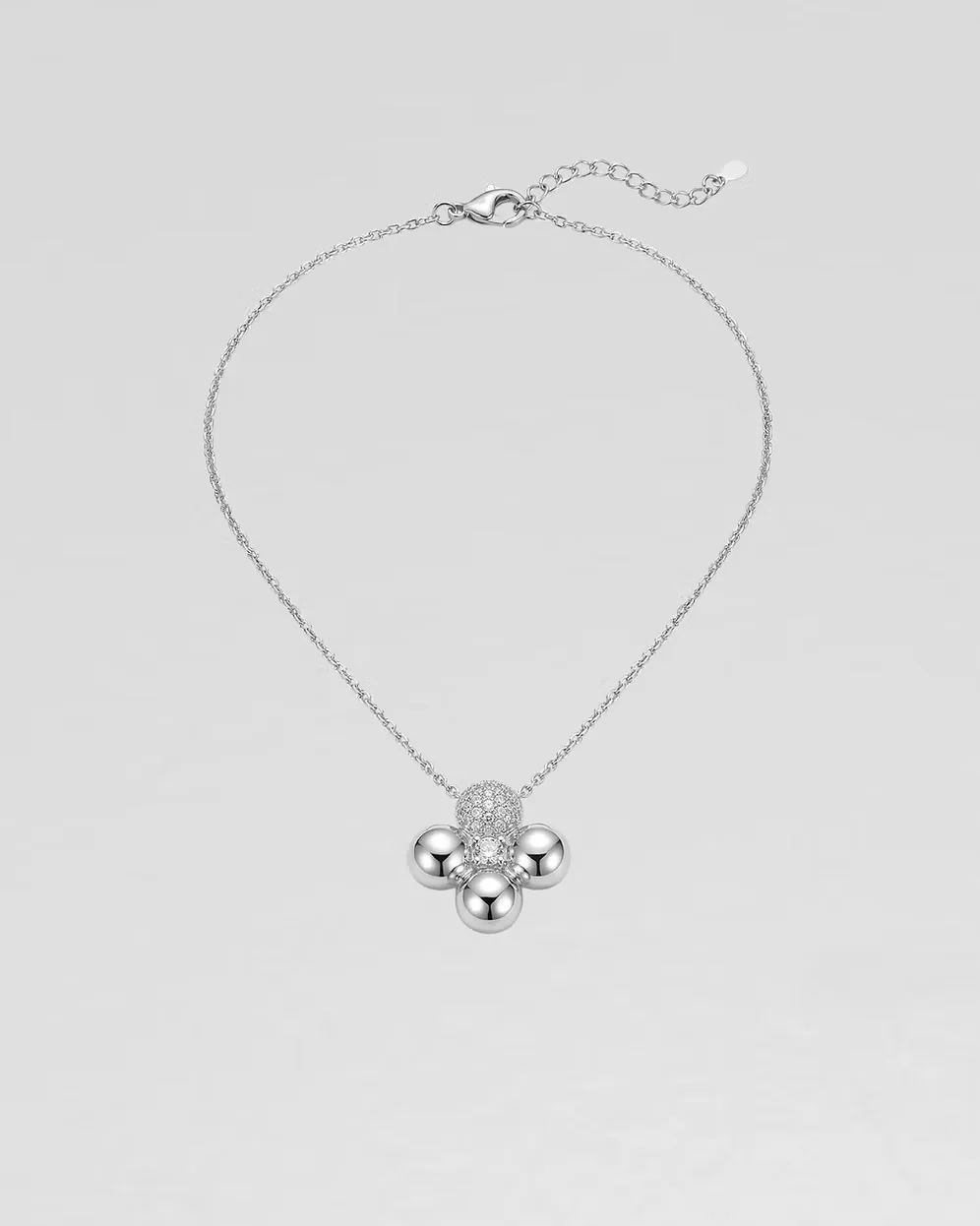 ARCADIA CLUSTER NECKLACE