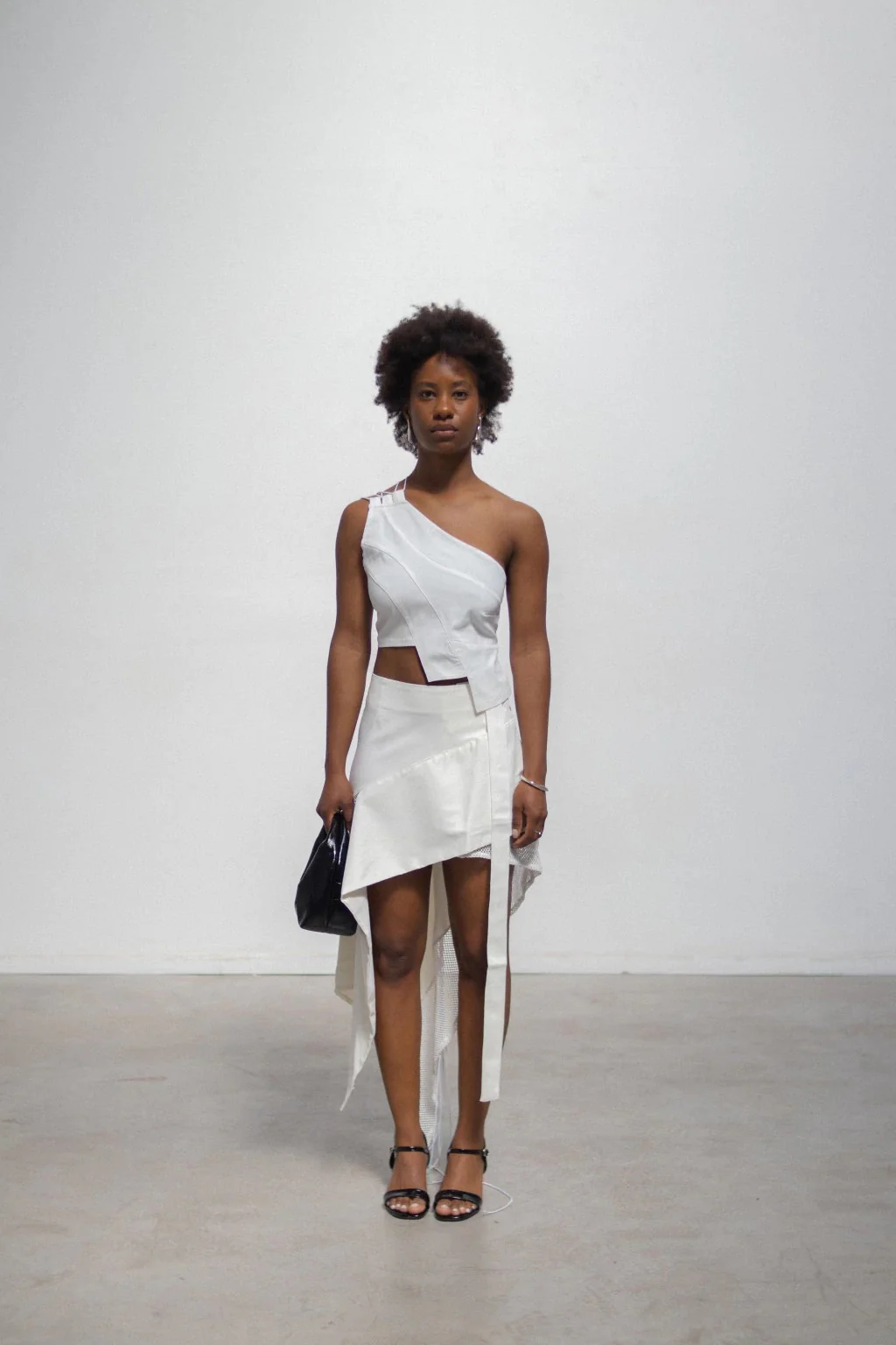 Magnetismo Skirt White - Image 4