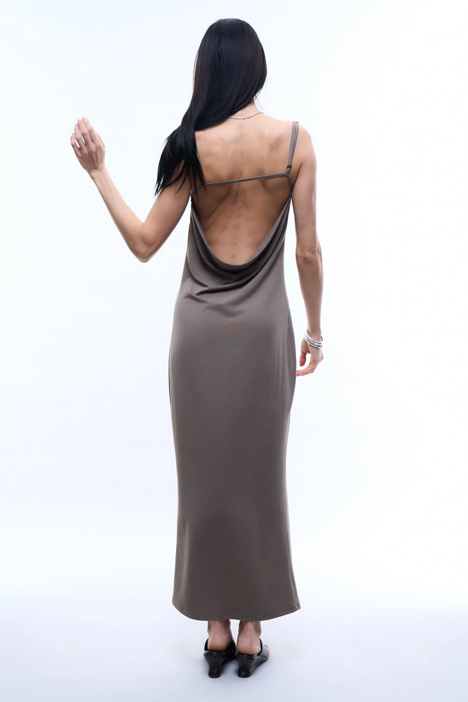 NIGHTLINE LONG DRESS IN MUSHROOM - Image 2