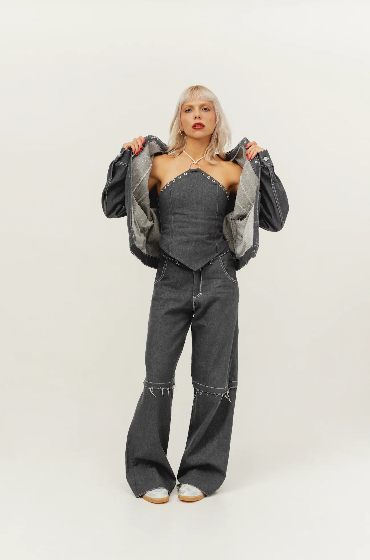 The Midnight Top - Image 5
